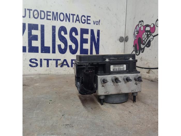 Begagnade ABS-pump Fiat Punto Evo (199) 1.3 JTD Multijet 85 16V Euro 5 Pris € 99,75 Marginaltabell erbjuds av Zelissen V.O.F. autodemontage