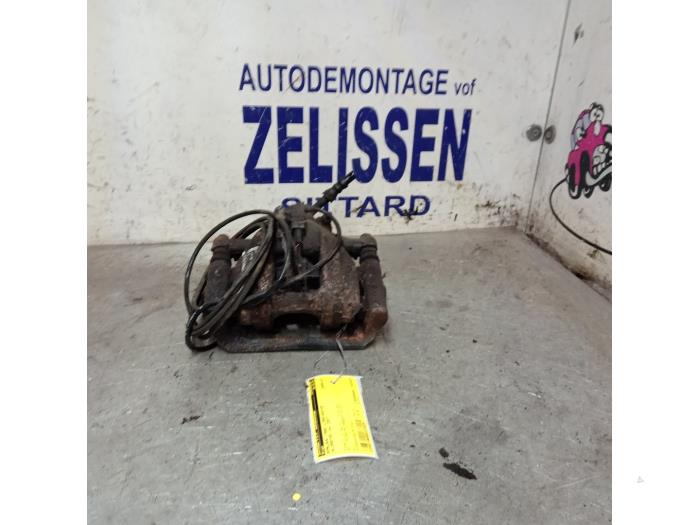 Gebrauchte Bremszange links hinten Volkswagen Crafter 2.5 TDI 30/32/35/46/50 Preis € 78,75 Margenregelung angeboten von Zelissen V.O.F. autodemontage