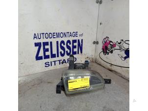 Usagé Anti brouillard droit Opel Zafira (F75) 1.8 16V Prix € 15,75 Règlement à la marge proposé par Zelissen V.O.F. autodemontage