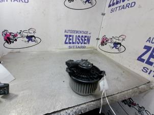 Używane Silnik wentylatora nagrzewnicy Suzuki Swift (ZA/ZC/ZD1/2/3/9) Cena € 42,00 Procedura marży oferowane przez Zelissen V.O.F. autodemontage