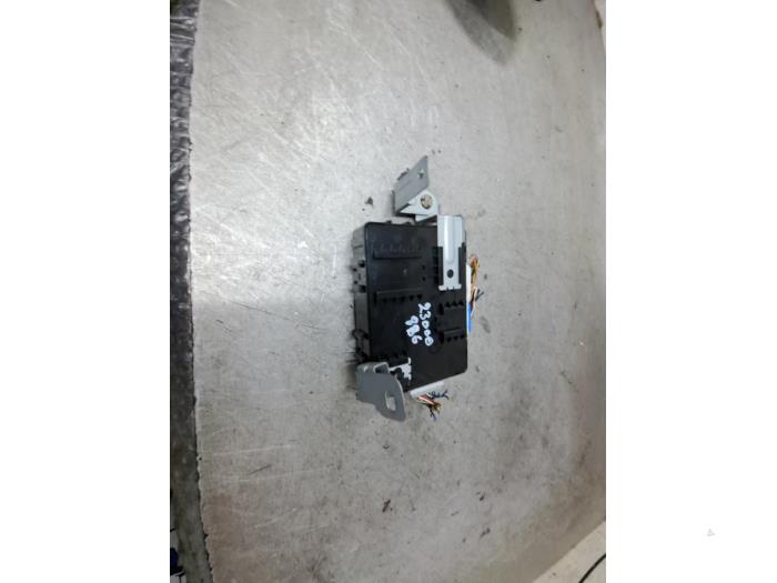 Ordenador body control de un Kia Picanto (TA) 1.0 12V 2015