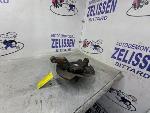 Usagé Moyeu de roue avant Hyundai Getz 1.1i 12V Prix € 42,00 Règlement à la marge proposé par Zelissen V.O.F. autodemontage