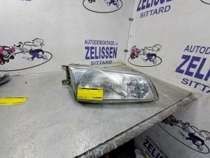 Używane Reflektor prawy Hyundai H-1/H-200 2.5 Tdi Cena € 52,50 Procedura marży oferowane przez Zelissen V.O.F. autodemontage