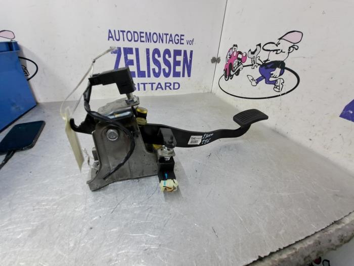 Używane Pedal hamulca Kia Picanto (TA) 1.0 12V Cena € 47,25 Procedura marży oferowane przez Zelissen V.O.F. autodemontage