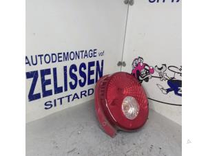 Usagé Feu arrière secondaire droit Chevrolet Matiz Prix € 26,25 Règlement à la marge proposé par Zelissen V.O.F. autodemontage
