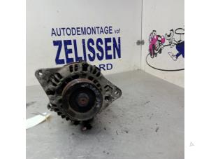 Dynamo van een Hyundai H-1/H-200 2.5 Tdi 2004