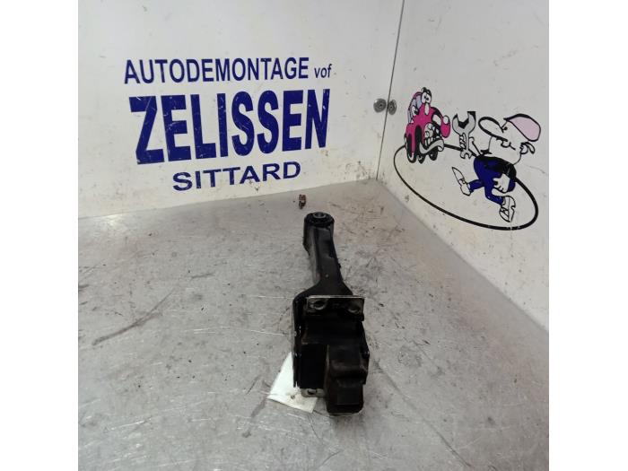Used Engine mount Ford Transit 2.0 TDdi 16V Price € 36,75 Margin scheme offered by Zelissen V.O.F. autodemontage