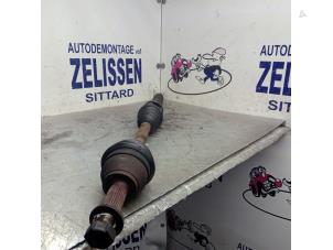 Used Front drive shaft, right Ford Fusion 1.6 16V Price € 42,00 Margin scheme offered by Zelissen V.O.F. autodemontage