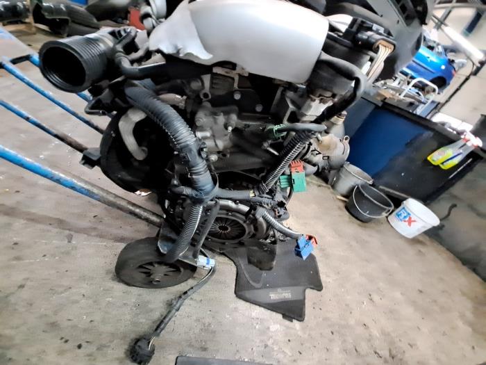 Engine Peugeot 206 CC 2.0 16V - RFN