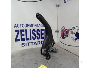 Usagé Mécanique frein à main Kia Picanto (TA) 1.0 12V Prix € 89,25 Règlement à la marge proposé par Zelissen V.O.F. autodemontage