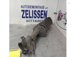 Used Front shock absorber rod, left Daihatsu Sirion/Storia (M1) 1.0 12V Price € 52,50 Margin scheme offered by Zelissen V.O.F. autodemontage