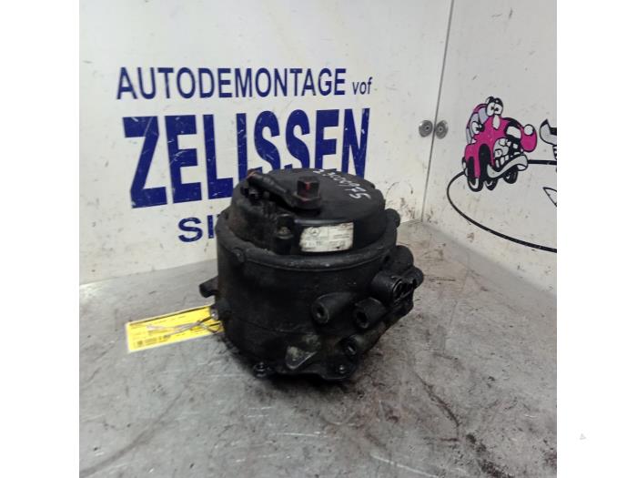 Begagnade Dynamo Mercedes ML I (163) 270 2.7 CDI 20V Pris € 152,25 Marginaltabell erbjuds av Zelissen V.O.F. autodemontage