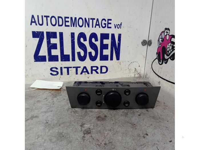 Begagnade Värmekontrollpanel Citroen C5 I Berline (DC) 1.8 16V Pris € 42,00 Marginaltabell erbjuds av Zelissen V.O.F. autodemontage