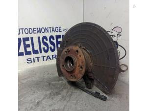 Usagé Moyeu de roue avant Mercedes ML I (163) 270 2.7 CDI 20V Prix € 152,25 Règlement à la marge proposé par Zelissen V.O.F. autodemontage
