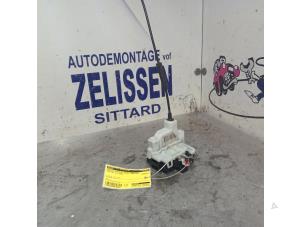 Used Door lock mechanism 4-door, front left Fiat 500 (312) 1.2 69 Price € 52,50 Margin scheme offered by Zelissen V.O.F. autodemontage