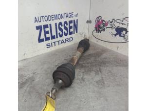 Used Front drive shaft, right Peugeot 206 (2A/C/H/J/S) 1.6 16V Price € 36,75 Margin scheme offered by Zelissen V.O.F. autodemontage