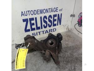 Used Front suspension system, left Peugeot 206 (2A/C/H/J/S) 1.6 16V Price € 42,00 Margin scheme offered by Zelissen V.O.F. autodemontage