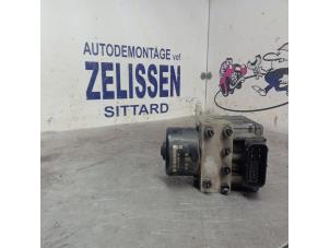 Gebrauchte ABS Pumpe Peugeot 206 CC (2D) 2.0 16V Preis € 99,75 Margenregelung angeboten von Zelissen V.O.F. autodemontage