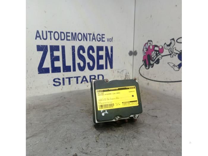Begagnade ABS-pump Mercedes B (W245) 1.7 B-170 16V Pris € 131,25 Marginaltabell erbjuds av Zelissen V.O.F. autodemontage