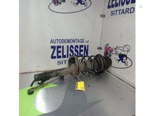 Used Front shock absorber rod, right Ford Ka I 1.3i Price € 42,00 Margin scheme offered by Zelissen V.O.F. autodemontage