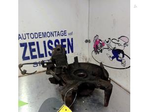 Używane Zawieszenie prawy przód Seat Ibiza III (6L1) 1.4 16V 75 Cena € 42,00 Procedura marży oferowane przez Zelissen V.O.F. autodemontage