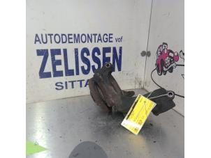 Used Front suspension system, left Peugeot 207/207+ (WA/WC/WM) 1.6 16V VTRi Price € 42,00 Margin scheme offered by Zelissen V.O.F. autodemontage
