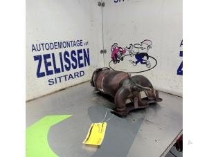 Used Exhaust manifold Volkswagen Fox (5Z) 1.2 Price on request offered by Zelissen V.O.F. autodemontage