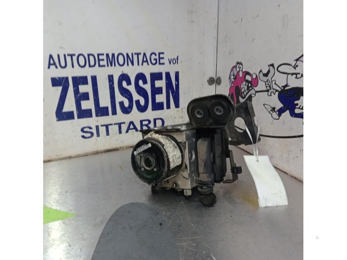 Begagnade ABS-pump Opel Astra J (PC6/PD6/PE6/PF6) 1.6 16V Pris € 152,25 Marginaltabell erbjuds av Zelissen V.O.F. autodemontage
