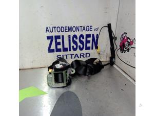 Usados Cinturón de seguridad izquierda delante Opel Astra G (F08/48) 1.2 16V Precio € 131,25 Norma de margen ofrecido por Zelissen V.O.F. autodemontage