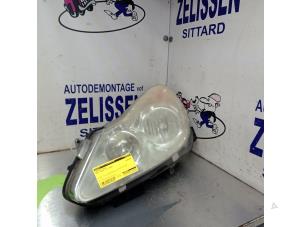 Used Headlight, left Opel Corsa D 1.4 16V Twinport Price € 120,75 Margin scheme offered by Zelissen V.O.F. autodemontage