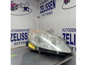 Used Headlight, right Opel Corsa D 1.4 16V Twinport Price € 120,75 Margin scheme offered by Zelissen V.O.F. autodemontage