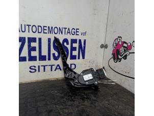 Used Accelerator pedal Opel Astra J (PC6/PD6/PE6/PF6) 1.6 16V Price € 31,50 Margin scheme offered by Zelissen V.O.F. autodemontage