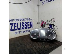 Usagé Instrument de bord Volkswagen Polo V (6R) 1.2 TDI 12V BlueMotion Prix € 131,25 Règlement à la marge proposé par Zelissen V.O.F. autodemontage
