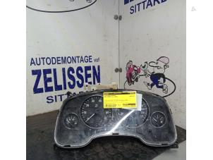 Gebrauchte Instrumentenbrett Opel Astra G (F08/48) 1.6 Preis € 78,75 Margenregelung angeboten von Zelissen V.O.F. autodemontage