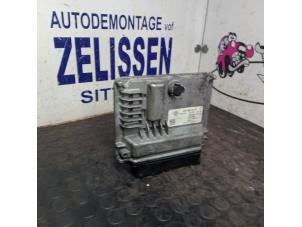 Usados Ordenador de gestión de motor Volkswagen Polo V (6R) 1.2 TDI 12V BlueMotion Precio € 204,75 Norma de margen ofrecido por Zelissen V.O.F. autodemontage