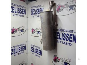 Usagé Echappement silencieux arrière Peugeot 206 (2A/C/H/J/S) 1.4 16V Prix € 47,25 Règlement à la marge proposé par Zelissen V.O.F. autodemontage