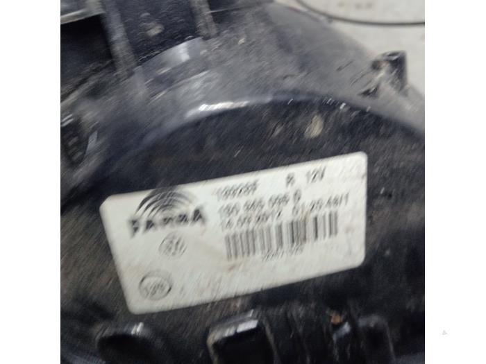 Baklykta, höger från en Volkswagen Up! (121) 1.0 12V 75 2012