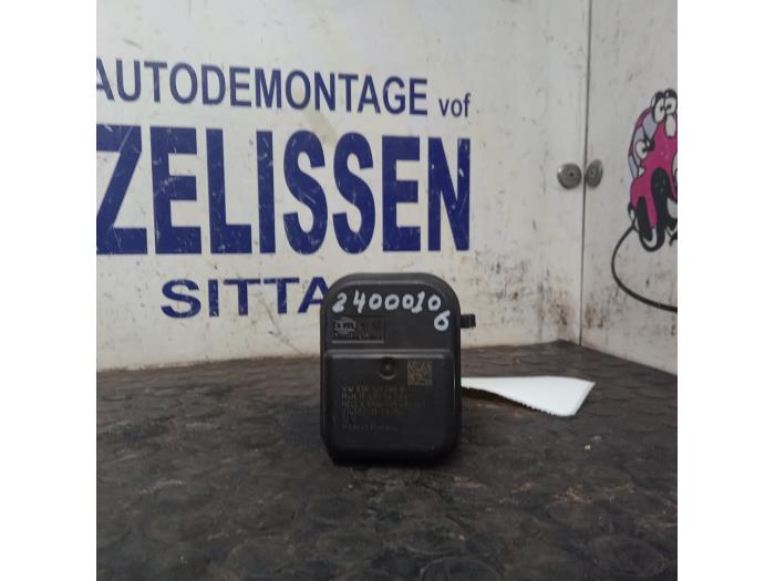 Gebrauchte Luftmengenmesser Volkswagen Polo V (6R) 1.2 TDI 12V BlueMotion Preis € 47,25 Margenregelung angeboten von Zelissen V.O.F. autodemontage