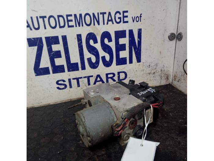 Used ABS pump Ford Transit 2.0 TDdi 16V 260S Price € 152,25 Margin scheme offered by Zelissen V.O.F. autodemontage