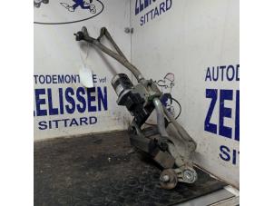 Usados Mecanismo y motor de limpiaparabrisas Fiat Ducato (250) 2.2 D 100 Multijet Euro 4 Precio € 78,75 Norma de margen ofrecido por Zelissen V.O.F. autodemontage
