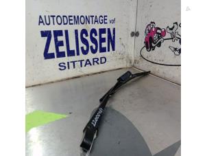 Usagé Bras essuie-glace arrière Chevrolet Matiz 0.8 S,SE Prix € 10,50 Règlement à la marge proposé par Zelissen V.O.F. autodemontage