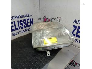 Used Headlight, right Suzuki Wagon-R+ (RB) 1.3 16V Price € 31,50 Margin scheme offered by Zelissen V.O.F. autodemontage