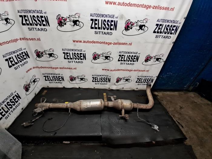Usagé Catalyseur Renault Master III (FV) 2.3 dCi 125 16V FWD Prix € 420,00 Règlement à la marge proposé par Zelissen V.O.F. autodemontage