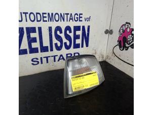 Usagé Clignotant verre gauche Mazda Demio (DW) 1.5 16V Prix € 10,50 Règlement à la marge proposé par Zelissen V.O.F. autodemontage