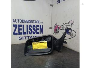 Używane Lusterko zewnetrzne lewe Opel Astra G (F67) 1.6 16V Cena € 26,25 Procedura marży oferowane przez Zelissen V.O.F. autodemontage