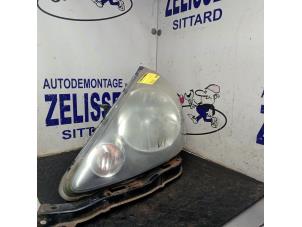 Used Headlight, left Honda Jazz (GD/GE2/GE3) 1.2 i-DSi Price € 47,25 Margin scheme offered by Zelissen V.O.F. autodemontage