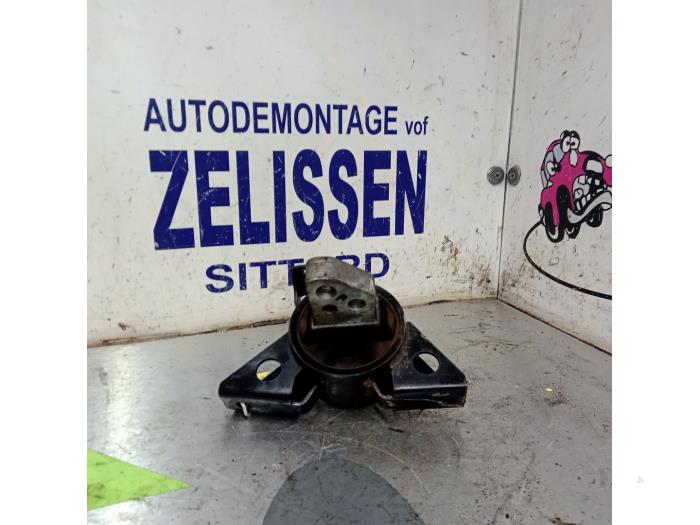 Used Engine mount Chevrolet Spark (M300) 1.0 16V Bifuel Price € 21,00 Margin scheme offered by Zelissen V.O.F. autodemontage