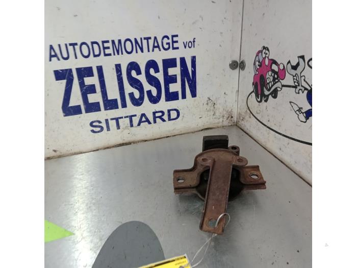 Usagé Support moteur Kia Picanto (BA) 1.0 12V Prix € 31,50 Règlement à la marge proposé par Zelissen V.O.F. autodemontage