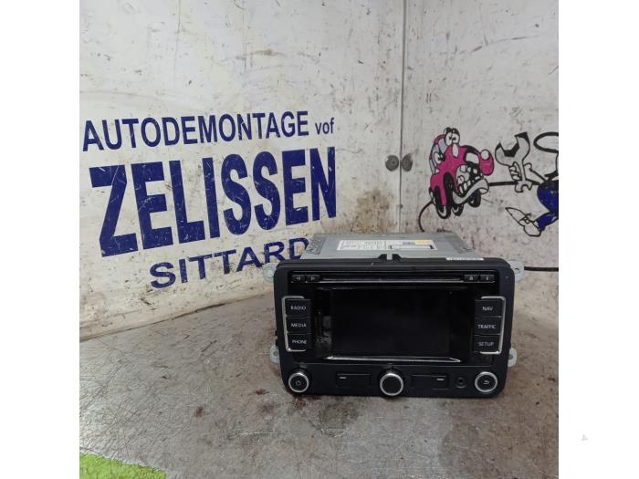 Używane System nawigacji Volkswagen Polo V (6R) 1.2 TDI 12V BlueMotion Cena € 157,50 Procedura marży oferowane przez Zelissen V.O.F. autodemontage