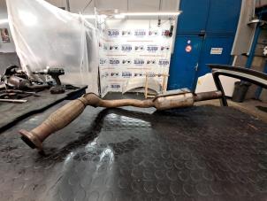 Used Catalytic converter Opel Zafira (F75) 2.0 DTI 16V Price on request offered by Zelissen V.O.F. autodemontage